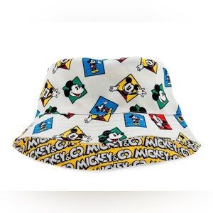 Disney Mickey & Co. Kids reversible bucket hat